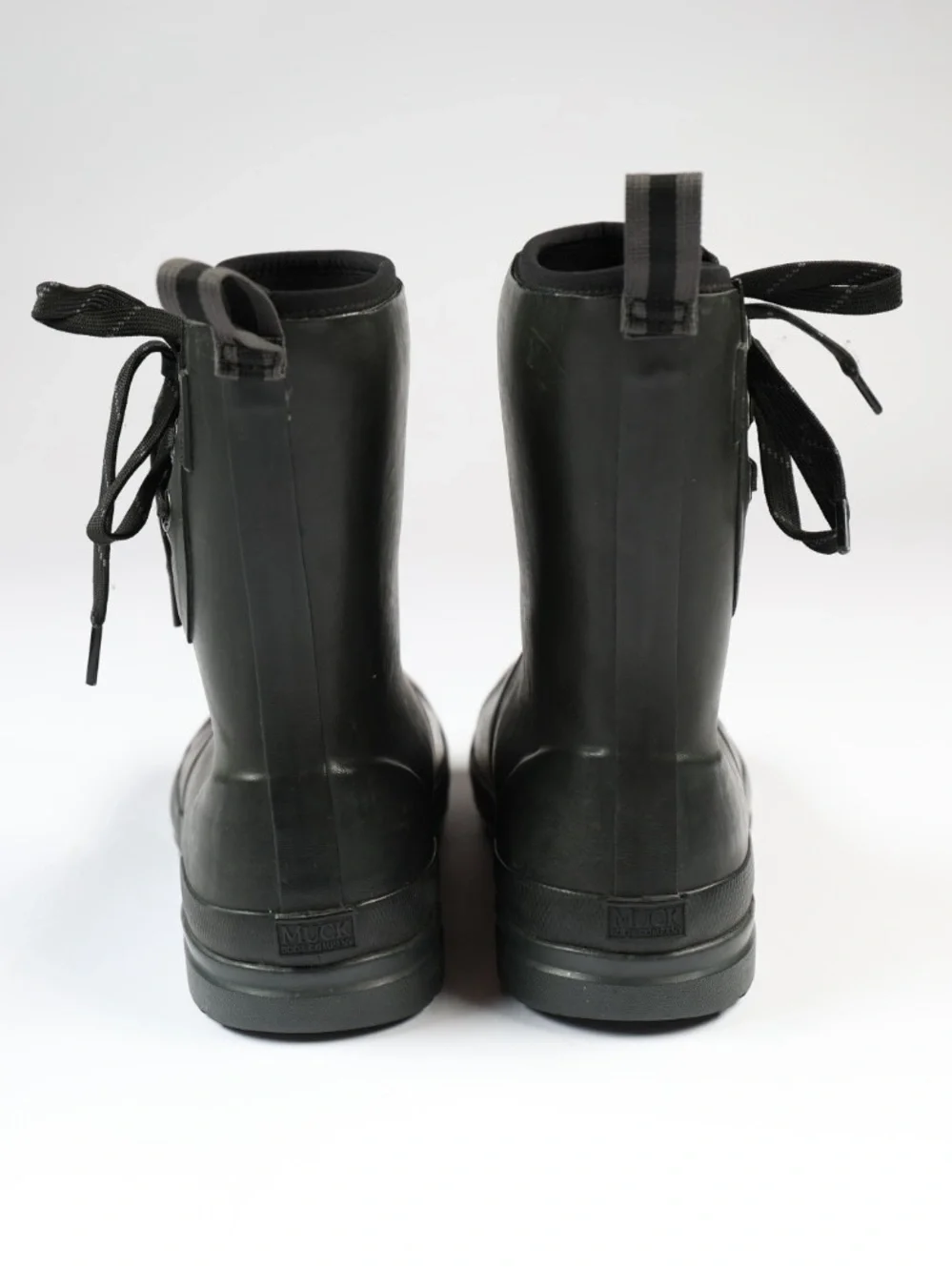 MUCK Women's Originals Pull On Mid With Laces Size 9